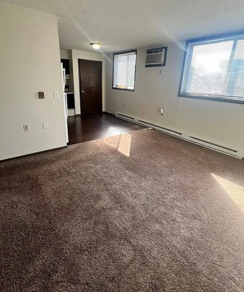 More Photos Of 2120 4th Ave, Marion Apartments For Sale