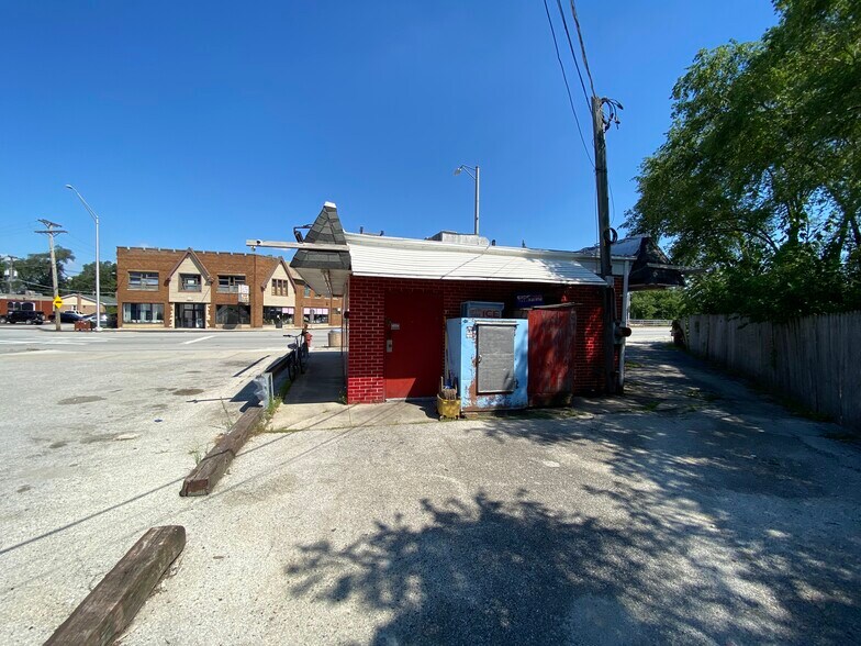 More Photos Of 3825 147th St, Midlothian Restaurant For Sale