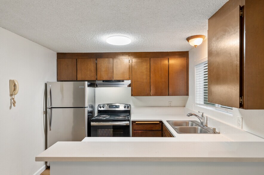 More Photos Of 19425 76th Ave W, Lynnwood Apartments For Sale