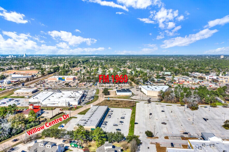 More Photos Of 12802 Willow Centre Dr, Houston Office For Sale