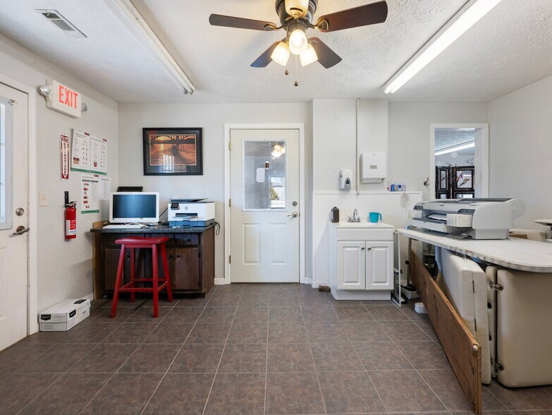 More Photos Of 578 Braselton Hwy, Lawrenceville Storefront Retail Office For Sale