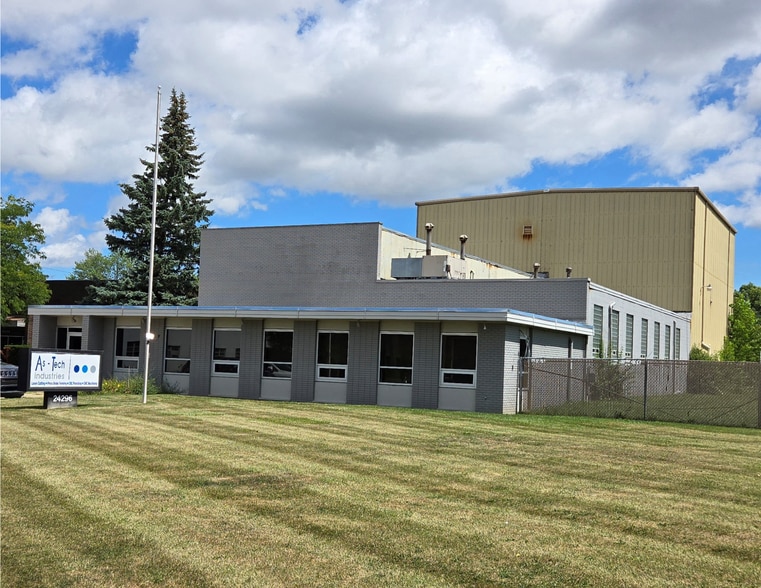 Primary Photo Of 24296 Gibson Dr, Warren Warehouse For Sale