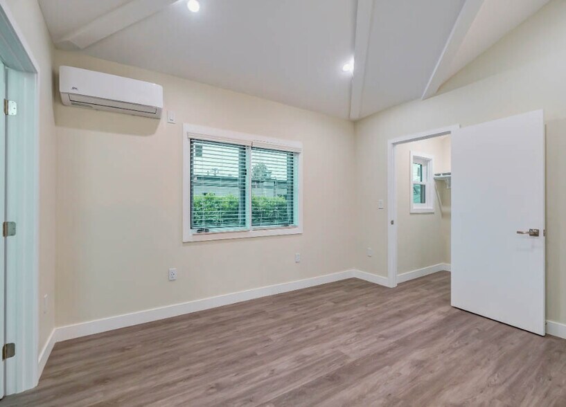 More Photos Of 2325 Portland St, Los Angeles Apartments For Sale