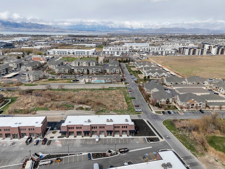 More Photos Of 292 S 2000 W, Pleasant Grove Office For Lease