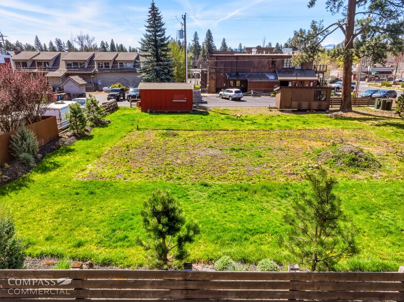 More Photos Of 301 E Main Ave, Sisters Land For Sale
