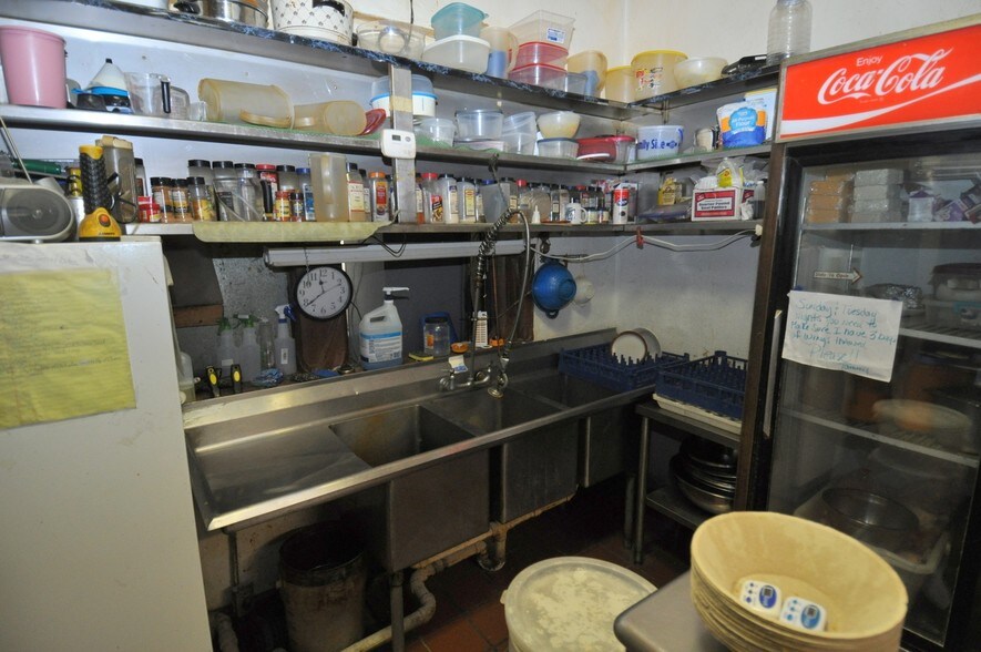 More Photos Of 2651 Blanchard Ave, Dayton Restaurant For Lease