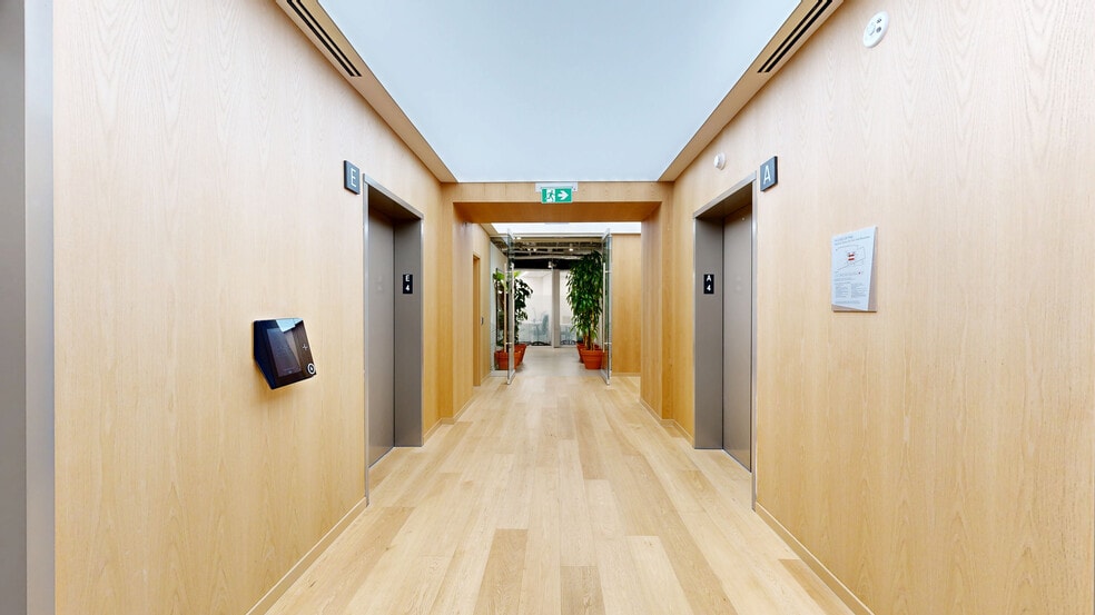 Primary Photo Of 410 W Georgia St, Vancouver Coworking Space