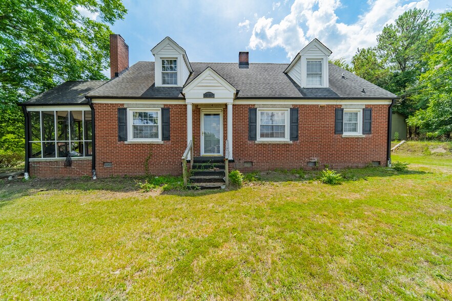 More Photos Of 3550 Warren C Coleman Blvd, Concord Office For Sale