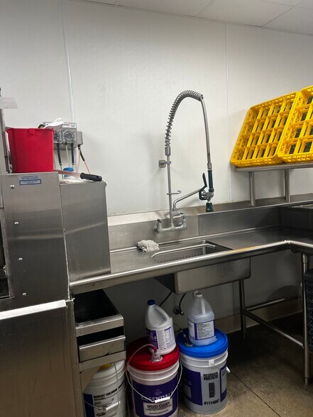 More Photos Of 2132 Sidney Baker St, Kerrville Land For Sale