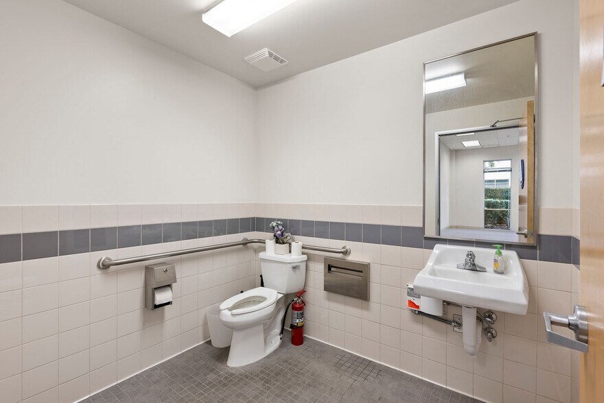 More Photos Of 809-837 Corporate Way, Fremont Office For Sale