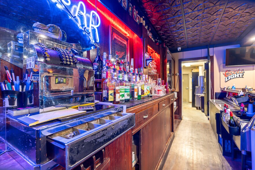 More Photos Of 3410 County Road HHH, Cuba City Bar For Sale