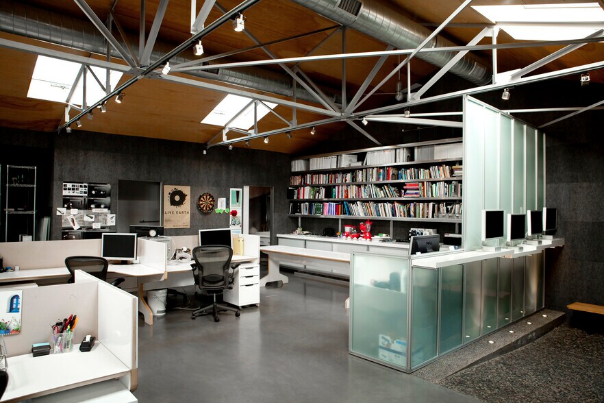 More Photos Of 3459 Motor Ave, Los Angeles Loft Creative Space For Lease