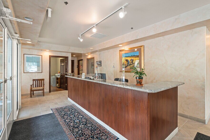 More Photos Of 530 Hammill Ln, Reno Office For Lease