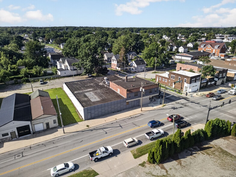 More Photos Of 300 E 28 St, Lorain General Retail For Sale