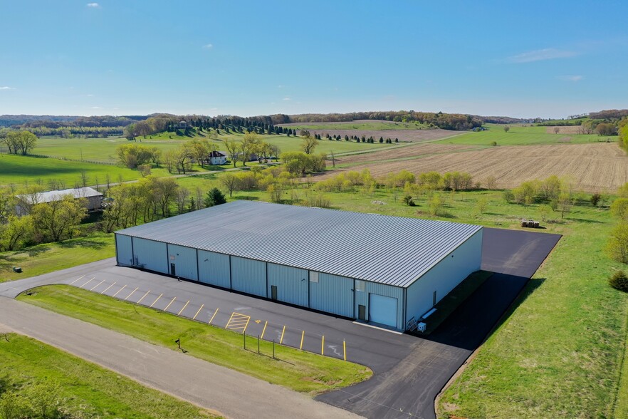 More Photos Of 7467 Kent Ave, Eau Claire Warehouse For Lease