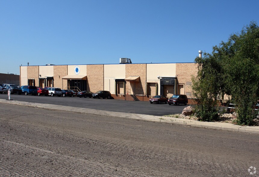More Photos Of 4555-4585 Kingston St, Denver Warehouse For Sale