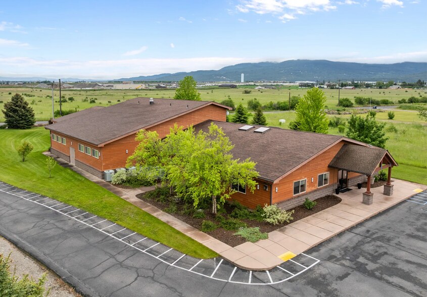 Primary Photo Of 6701 N Idaho Rd, Newman Lake Lodge Meeting Hall For Sale