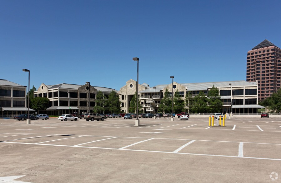 More Photos Of 5020 Riverside, Irving Unknown For Lease