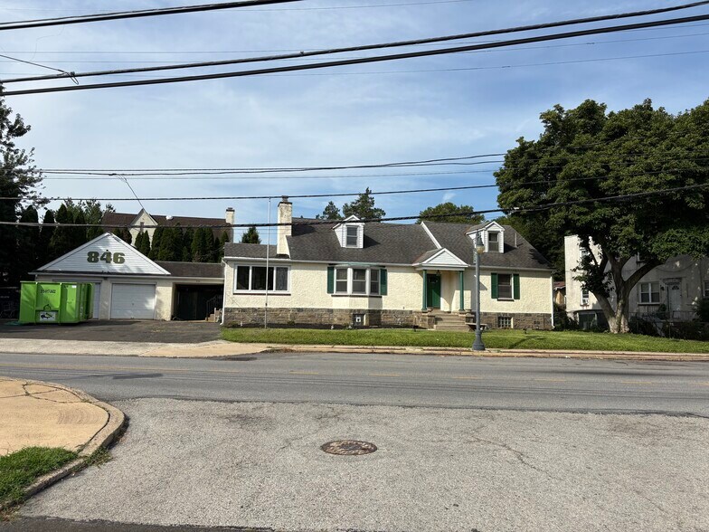 Primary Photo Of 846 Township Line Rd, Elkins Park Office Residential For Sale