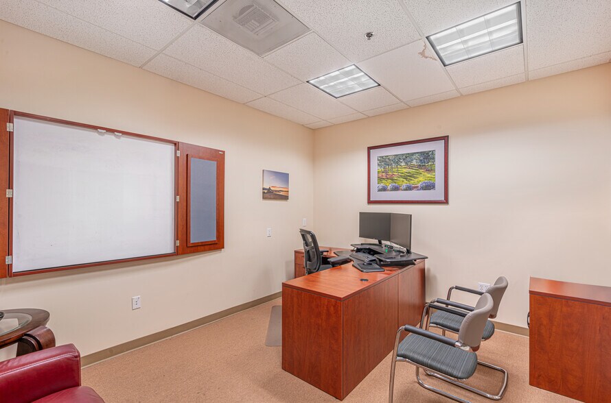 More Photos Of 737 Southpoint Blvd, Petaluma Research And Development For Sale