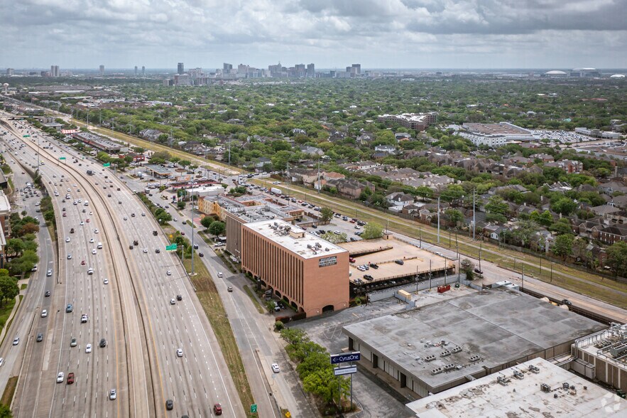 More Photos Of 4151 Southwest Fwy, Houston Office For Lease