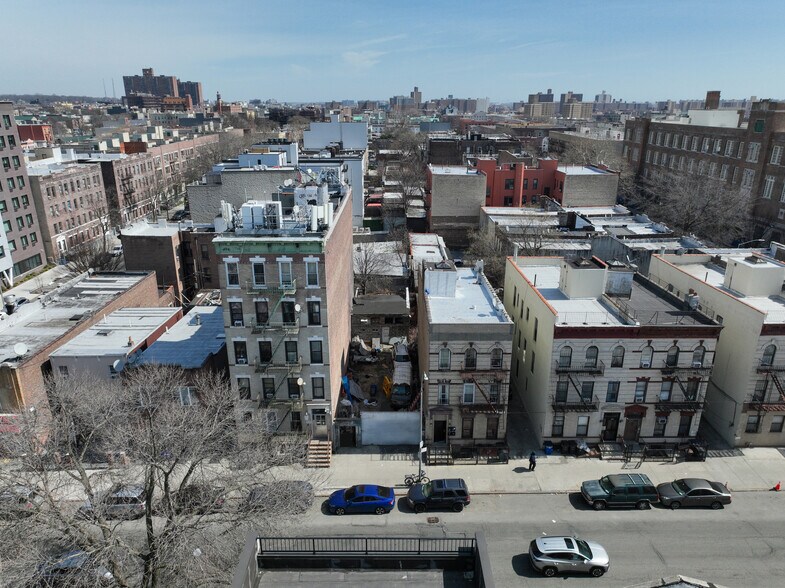 More Photos Of 195 Buffalo Ave, Brooklyn Land For Sale