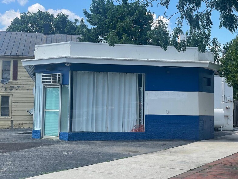 More Photos Of 211 S Mildred St, Ranson Freestanding For Lease