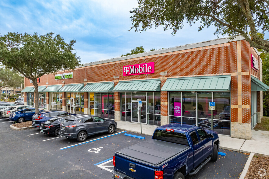 More Photos Of 8502-8506 Citrus Park Dr, Tampa Storefront For Lease