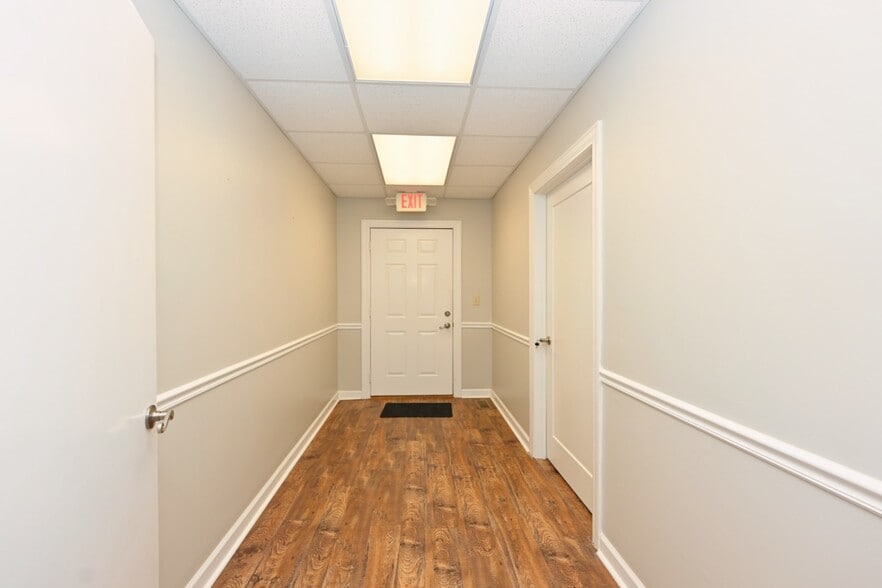 More Photos Of 612 Hartsville Pike, Gallatin Office Residential For Sale