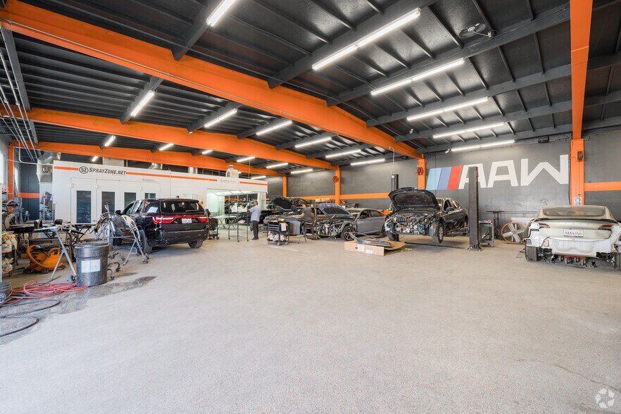 More Photos Of 115-123 E Gardena Blvd, Gardena Service For Lease