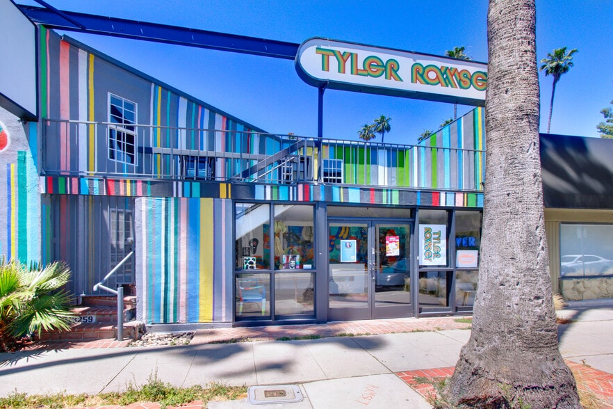 More Photos Of 13257-13259 Moorpark St, Sherman Oaks Office Residential For Sale