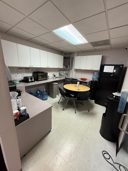 More Photos Of 7765 SW 87th Ave, Miami Medical For Sale