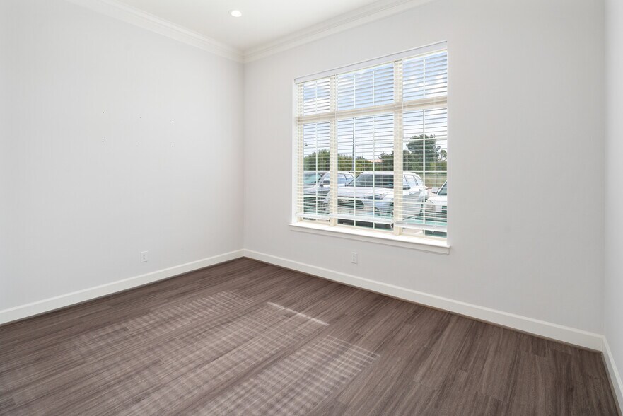 More Photos Of 8751 Collin McKinney Pky, McKinney Medical For Lease