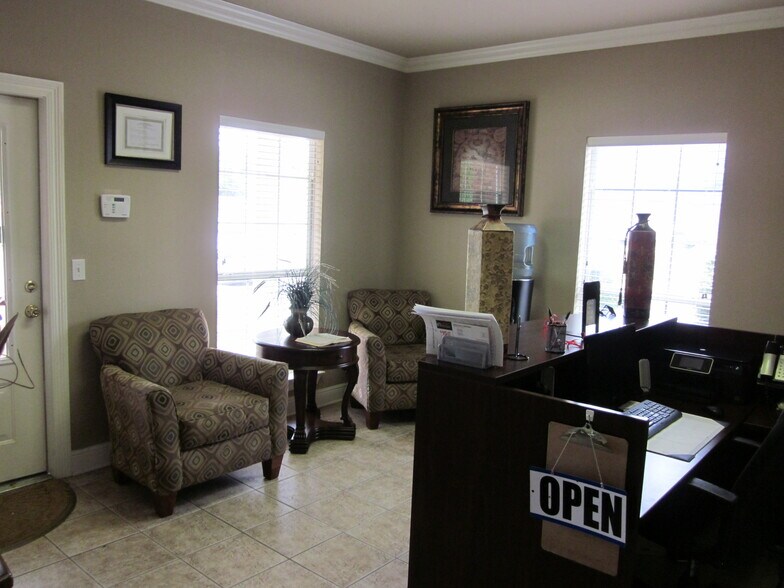 More Photos Of 3975 O'Neal Ln, Baton Rouge Loft Creative Space For Lease