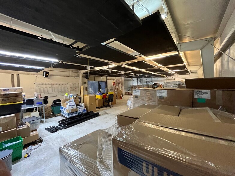 More Photos Of 9901-9927 Harwin Dr, Houston Warehouse For Lease