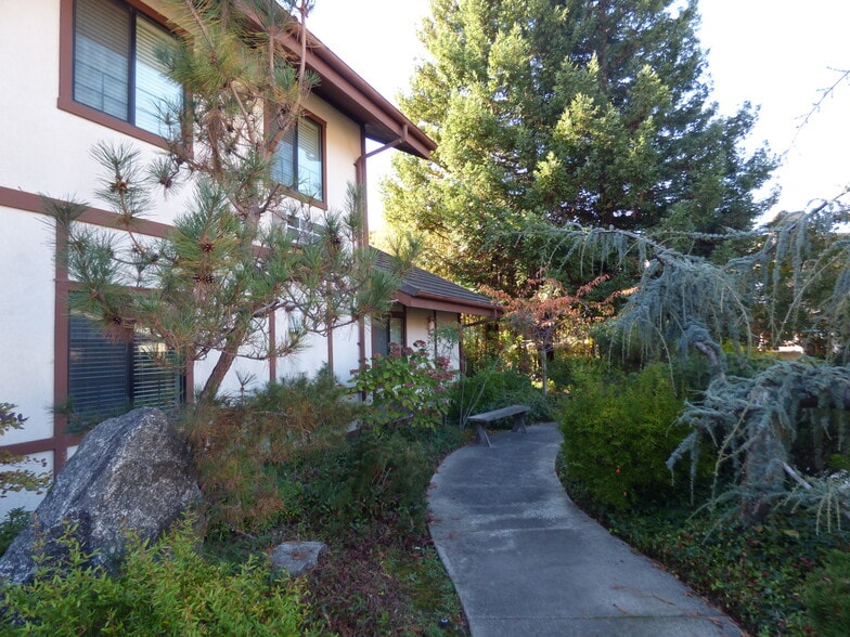More Photos Of 32951-32965 Alvarado Niles Rd, Union City Congregate Senior Housing For Sale