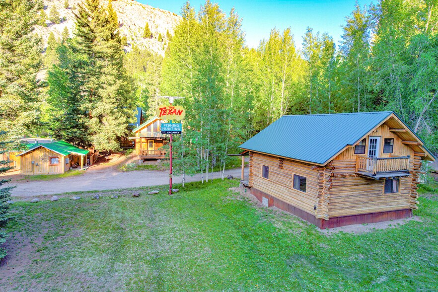 More Photos Of 860 County Road 142, Lake City Hotel For Sale