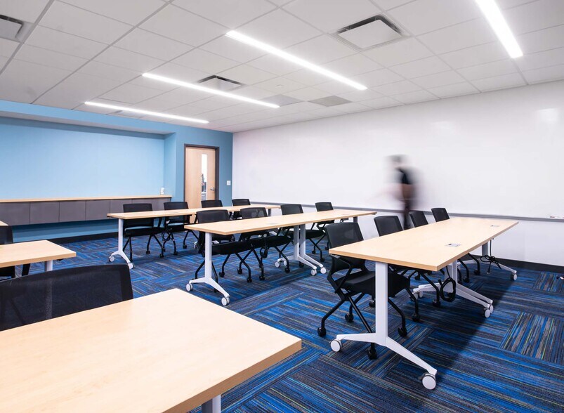 More Photos Of 500 River Ridge Dr, Norwood Office For Lease