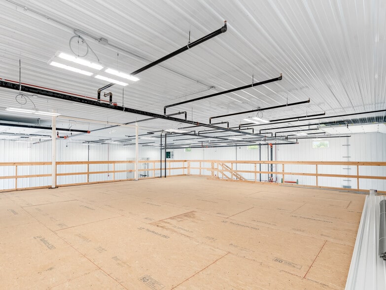 More Photos Of 26336 S Heritage Dr, Elwood Warehouse For Sale