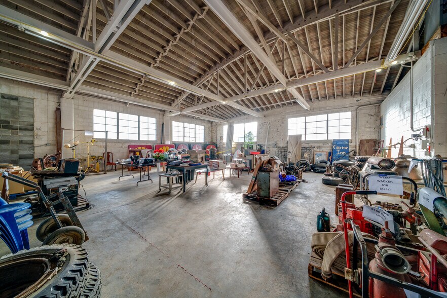 More Photos Of 2105 4th St, Tillamook Industrial For Sale
