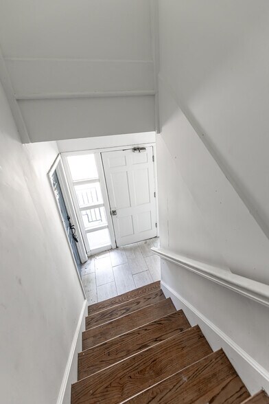 More Photos Of 170 N Hollywood St, Memphis Apartments For Sale