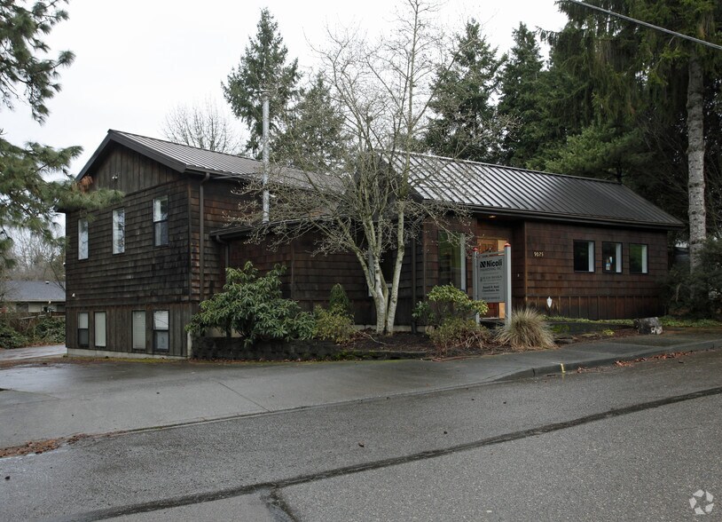 Primary Photo Of 9025 SW Center St, Tigard Office For Sale