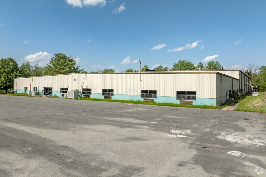 More Photos Of 1422 Route 179, Lambertville Warehouse For Lease