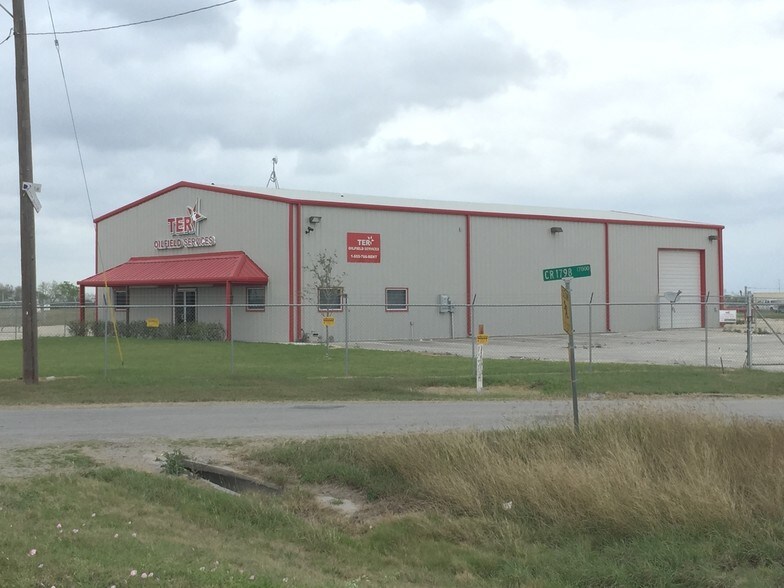 More Photos Of 4136 Interstate Highway 37, Odem Truck Terminal For Lease