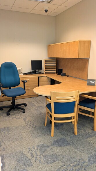 More Photos Of 8190 Derry St, Harrisburg Bank For Lease