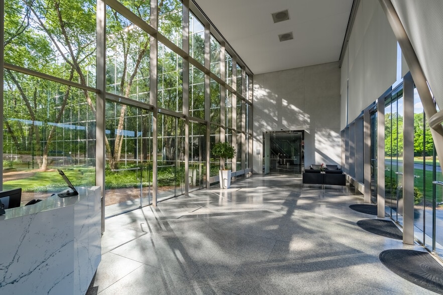 More Photos Of 2801 Us-280, Birmingham Office For Lease