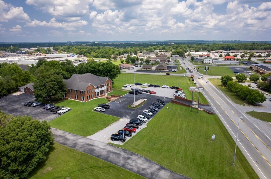 More Photos Of 236 Miller Ave, Crossville Medical For Sale