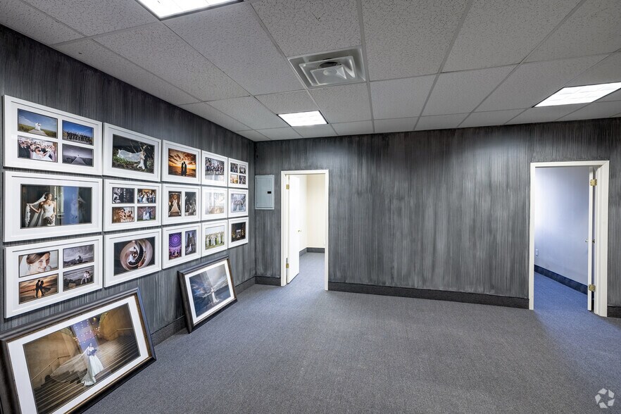 More Photos Of 315 Walt Whitman Rd, Huntington Station Office For Lease