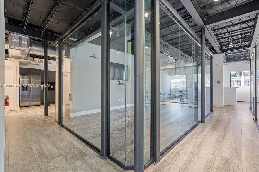 More Photos Of 4885 NW 7th Ave, Miami Office For Sale