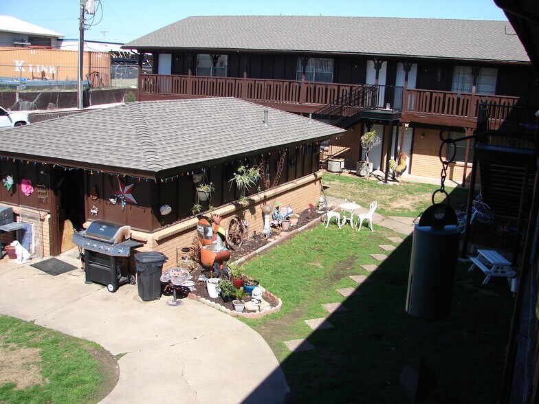 More Photos Of 1140 S 73rd East Ave E, Tulsa Apartments For Sale